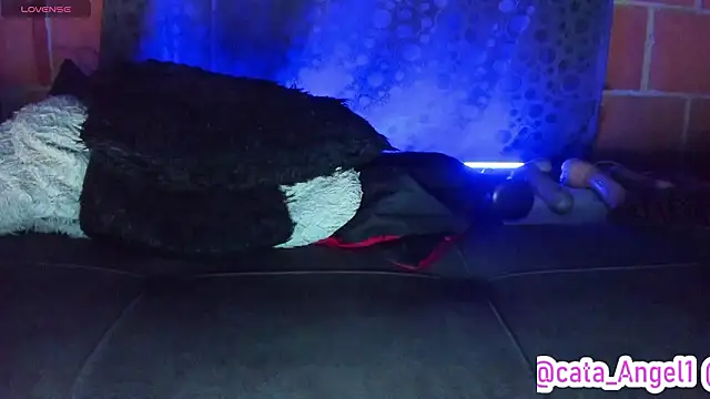 Cata-angel Adlı Modelin Canlı XXX Sohbeti