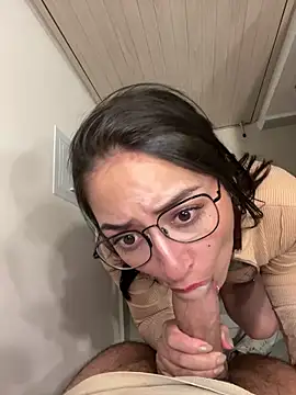 Rae_Lil_White Webcam-Show