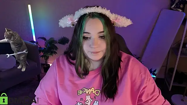 Mia_R0ss Chat XXX in diretta