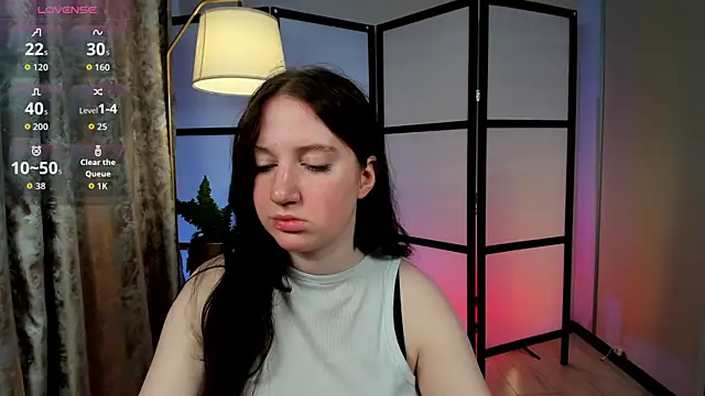 Elisabeth_Binder Adlı Modelin Canlı XXX Sohbeti