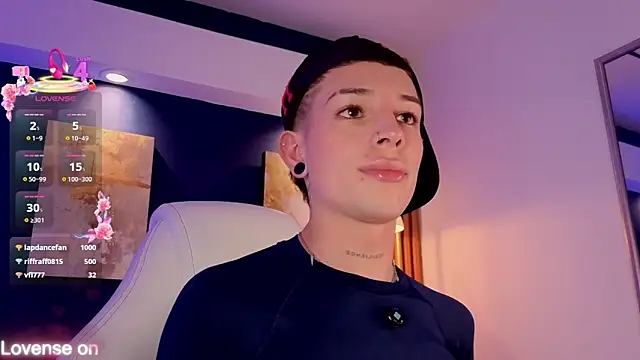 Luca_Prince_: απευθείας συνομιλία ΧΧΧ