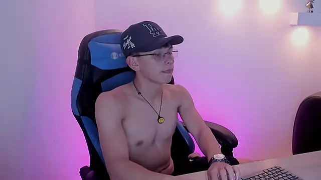 Alexander_Ammyn Live XXX chat