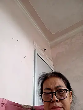 Hotestlove Chat XXX in diretta