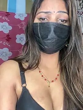 CUTI-NAINA: απευθείας συνομιλία ΧΧΧ