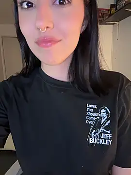 HinaSweet Show in webcam