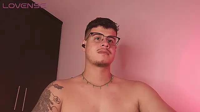 BjornSteel Pertunjukan Webcam