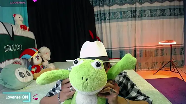 Pokazy przed kamerką – mexican_cum