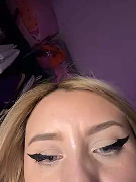 NibiruNairobi69's Live XXX Chat