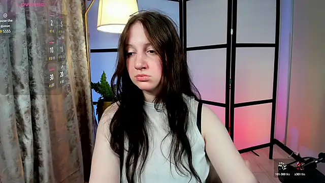 Elisabeth_Binder Chat XXX in diretta