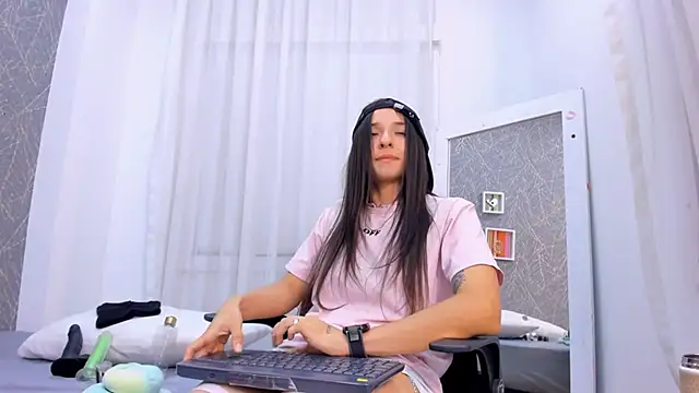 ViictoriiaSaenz Chat XXX live