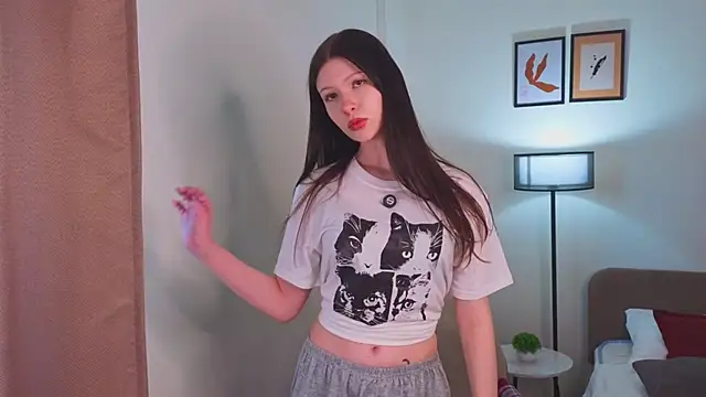 SophiaAltidor Show in webcam