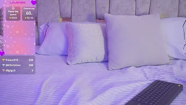 Chat +18 de Petitte_Mussa ao vivo