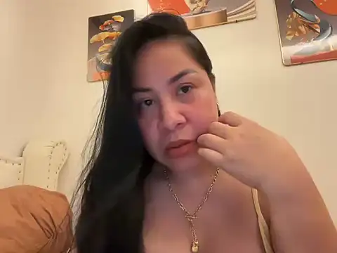 Онлайн чат XXX NaughtySCARLETSIN