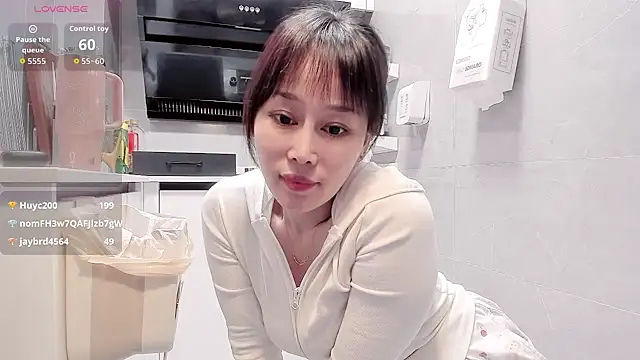 Онлайн чат XXX Vivian-6