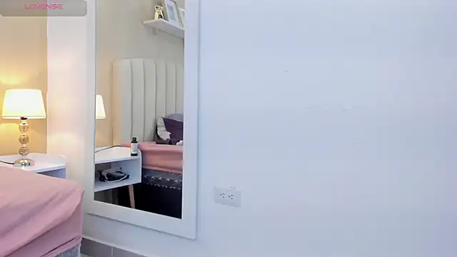 Rachel_Donnelly Chat XXX live