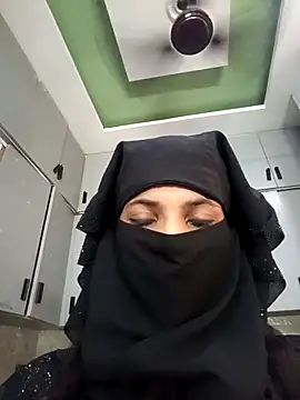 Aafreen_36 Adlı Modelin Canlı XXX Sohbeti