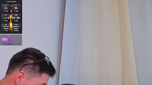 EdwardRoss_ Live XXX-chat