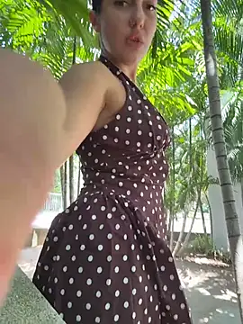 AleksandraRich's Live XXX Chat