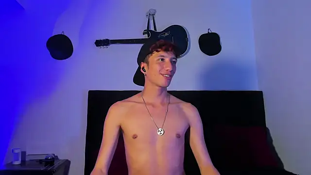 mhatias_ Live XXX-chat