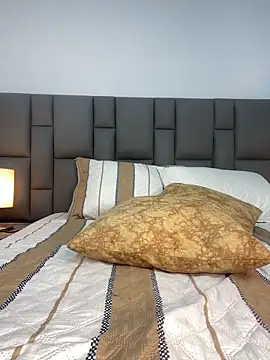 AnnieGirl_: онлайн-секс-чат