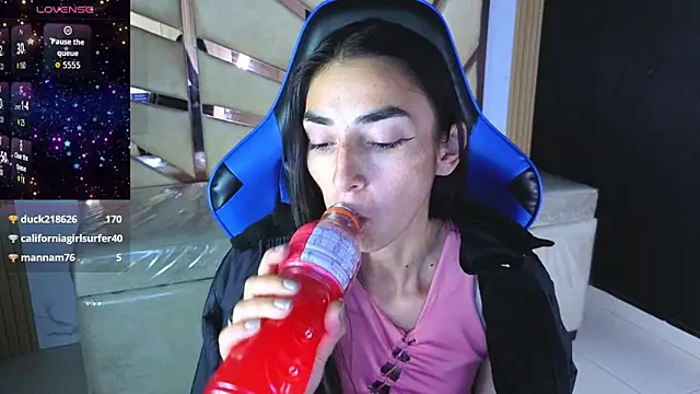 Czat XXX na żywo – Maily_a_