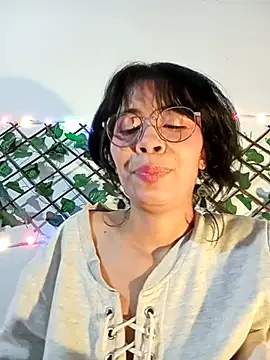 dolliette24's Live XXX Chat