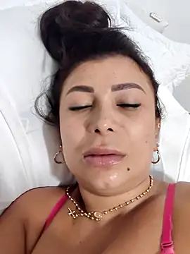 mia_mancinii Pertunjukan Webcam