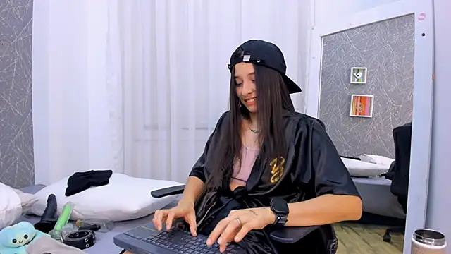 Živý XXX chat ViictoriiaSaenz