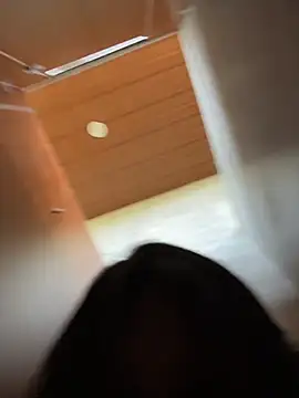 Carlin-yiyi 现场XXX聊天