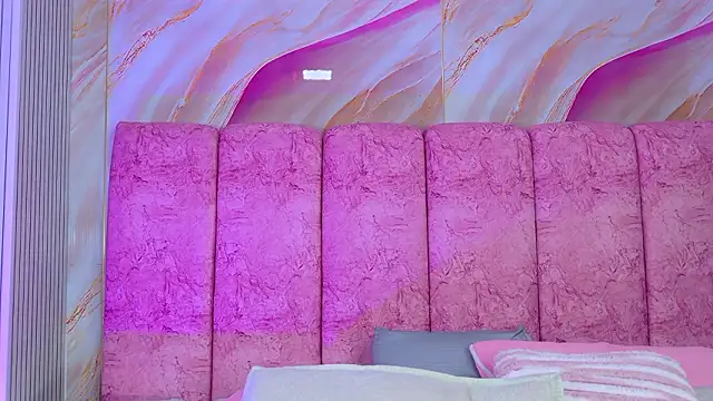 emmacurvy 现场XXX聊天