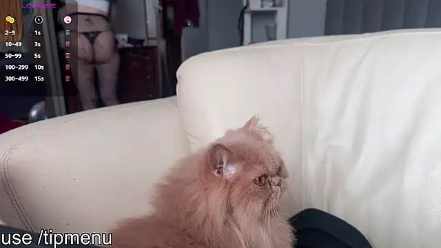 دردشة emily_is_here_ الجنسية المباشرة