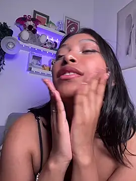 Isabella_fasilier Chat XXX live