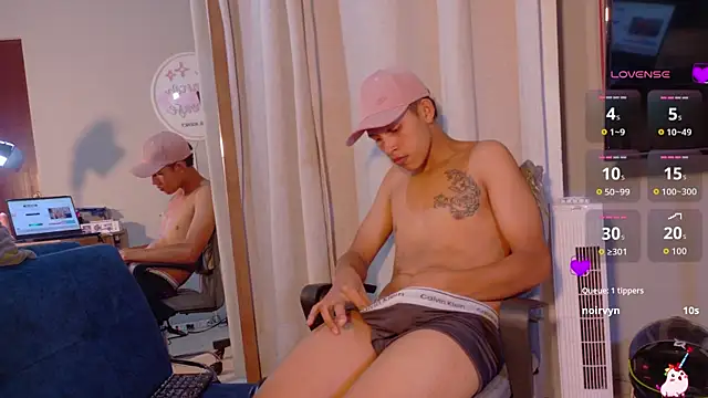 Chat XXX en directo de Noirvynn