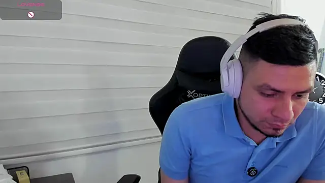 Chat XXX en directo de Rick_Adams