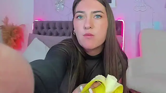 แชท XXX สดของ Evalaniss