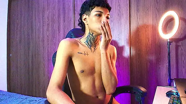 im_Usuga webcam show