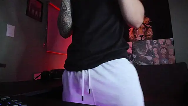 Dominatofstupid 라이브 XXX 채팅