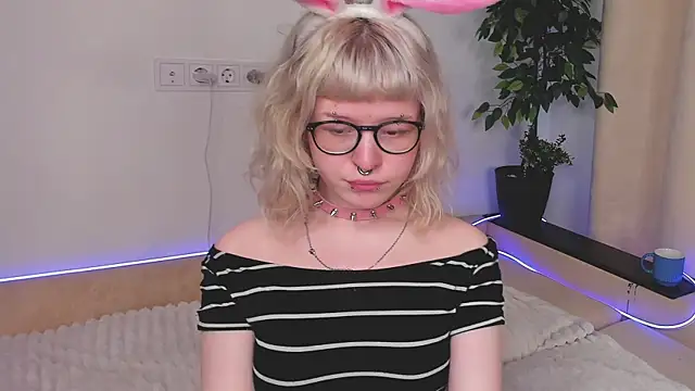 EdythElswick লাইভ XXX চ্যাট