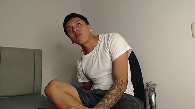 แชท XXX สดของ alex-lover