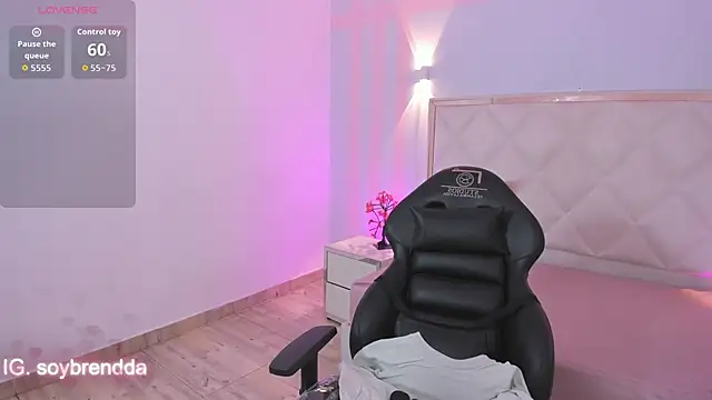 Brendda_tay Live XXX-Chat