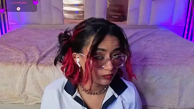 kristen_tay লাইভ XXX চ্যাট