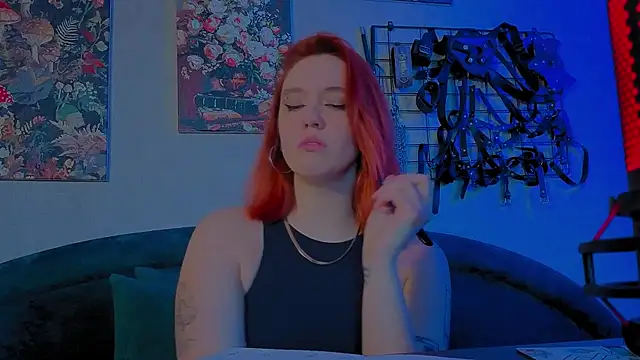 the_high_priestess লাইভ XXX চ্যাট