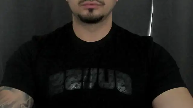 TONYWILSONN 即時 XXX 聊天