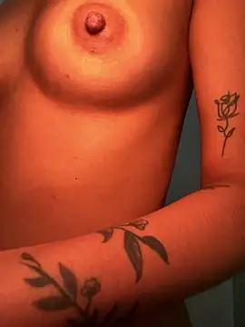 Lianh_Benett Adlı Modelin Web Kamerası Şovu