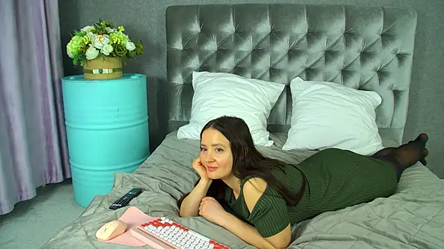 Chatroom XXX en direct de ElinaBellucci