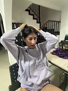 Chat XXX en directo de Violet_rousse7