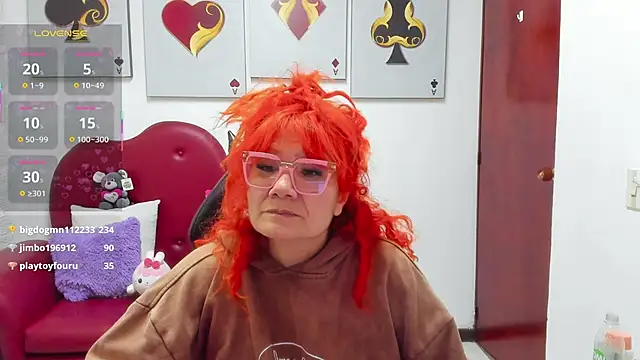 XXX chat uživo modela Salomeediaz_