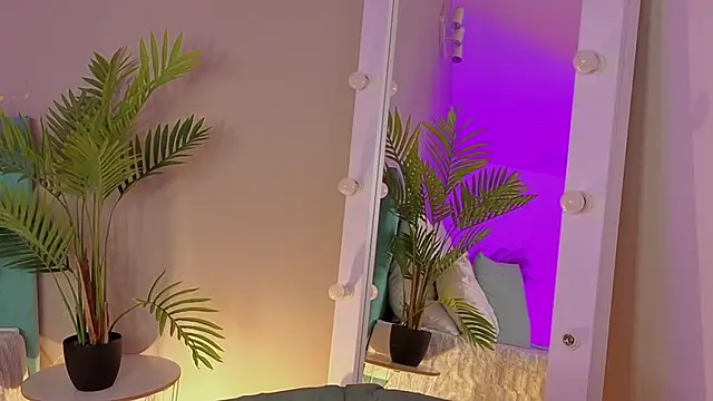 L1ittle_kitty_: онлайн-секс-чат