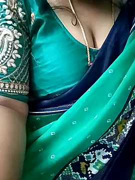 Pokazy przed kamerką – your-sameera