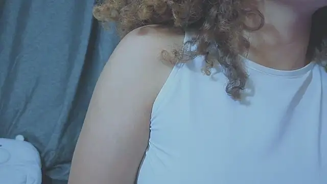 Ada_gales_'s Live XXX Chat